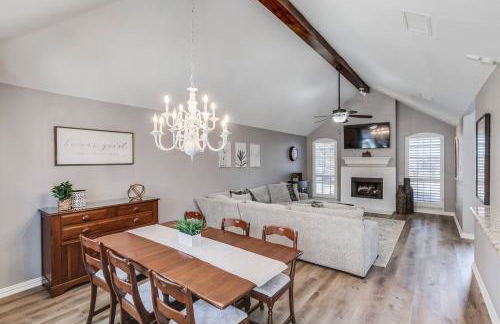 Rockwall Luxury Retreat-Pool/Spa/Patio/Gameroom - Foto 8