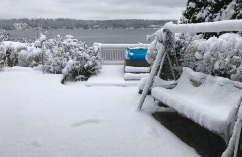 3 bed Lake Sammamish Waterfront + Peloton Bike - Foto 36