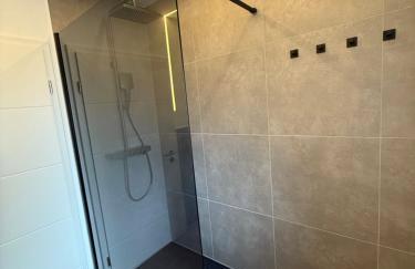 Studio Liva Modernes Apartment mit kostenlosem Parkplatz - Foto 6