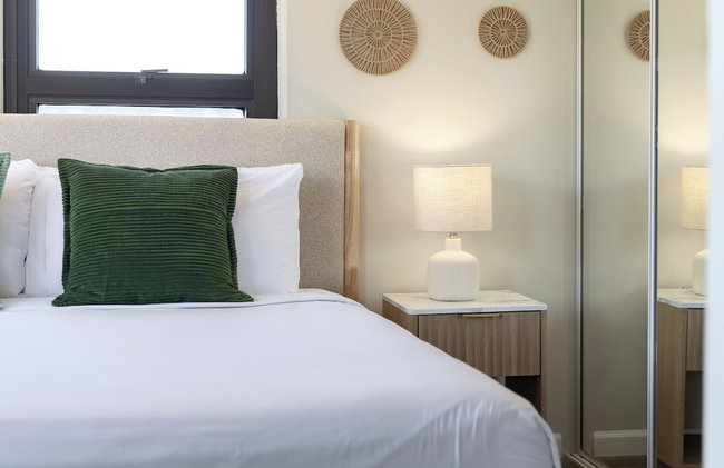 Mountain View Condo with King or Queen Bed and Parking - Photo 49