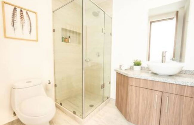 Brand New Park Front Terrace Apartment - Foto 7