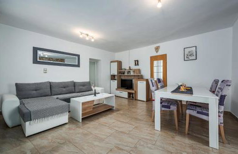 One-Bedroom Apartment In Divsici - Foto 2