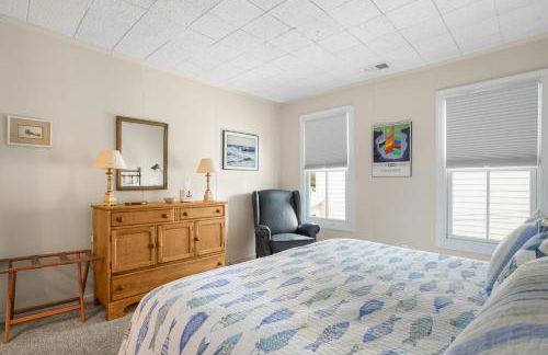 Artist Apartment - Idyllic villa steps from Town & the waterfront! - Foto 15