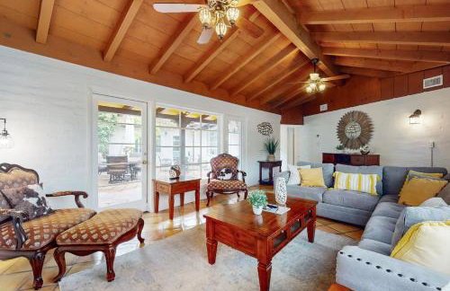 La Jolla Historic Gem, Hot Tub, Game Room, Garden Oasis with Firepit & Courtyard Dining - Foto 20