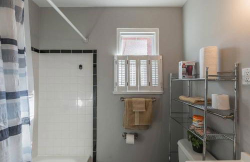 Enchanting historic townhouse by CozySuites - Foto 27