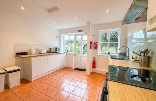 NEW - Luxury 3 bedroom Townhouse - Canterbury City Centre - Foto 21