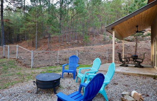 Hidden Hillside Retreat - A Secluded Modern Cabin - Foto 40