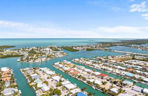 Seabreeze Cove Waterfront Gem 38 Foot Dock Cabana Club - Foto 63