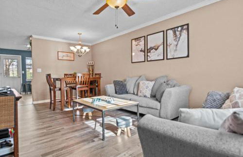 Woodstone Retreat right next to UGA golf course - Foto 4