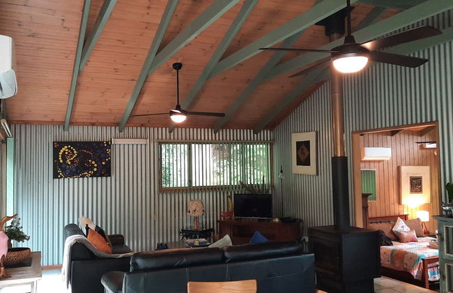 Treetops Accommodation Montville - Photo 28