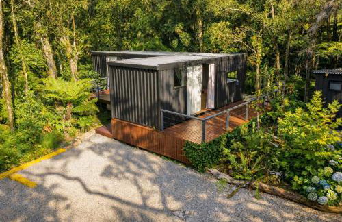 Chalé para 4 pessoas, 2km do Centro, Pet Friendly, Wi-fi 1GB, Lareira e Ar condicionado - Foto 1