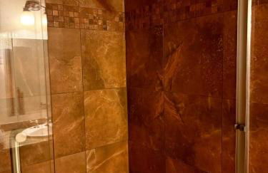 Cedar Valley Lodge - Foto 12