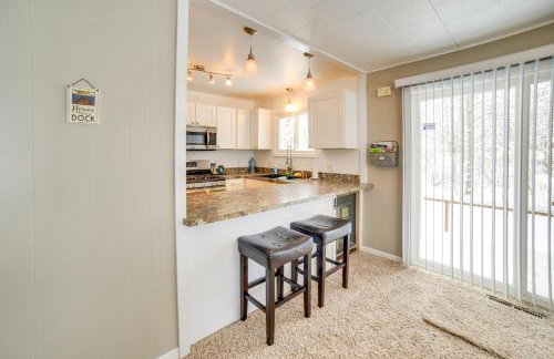 Manistique Lake Retreat with Dock! - Foto 9