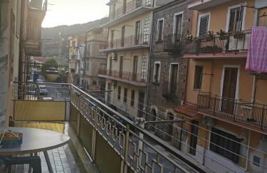 Comodo appartamento in zona centrale e strategica. - Foto 10