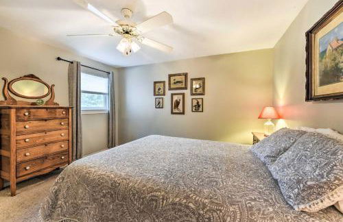 Quiet Lake Conroe Townhome with Water-View Deck - Photo 15