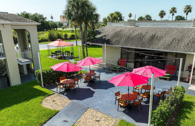 Entire Studio With Free Shuttle to Disney - Foto 51