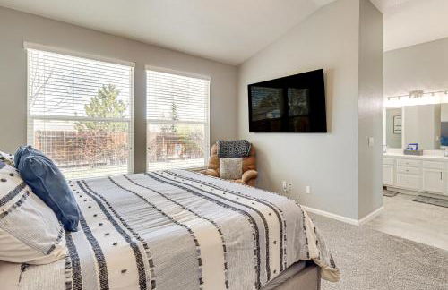 8 Mi to Dtwn Reno Cozy Sparks Escape with Fireplace - Foto 18