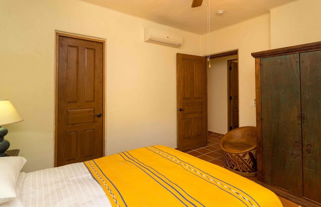 Casa De La Alegria 3BR by Casago - Photo 2