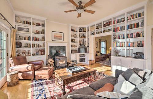 Private Home with Hot Tub Near Jay Peak Slopes - Foto 2