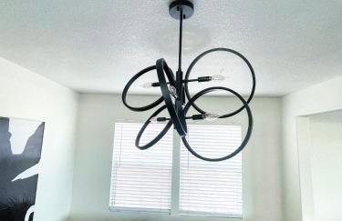 VEGAS GEM 4BDR KING BED Wifi GARAGE PRKNG - Foto 7