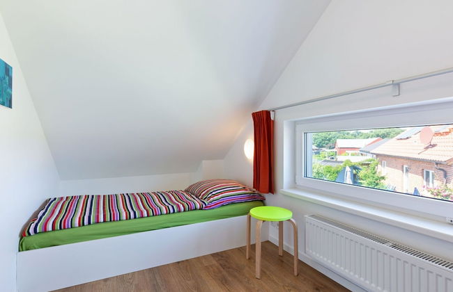 Charming Holiday Home in Zierow Near Seabeach - Photo 3