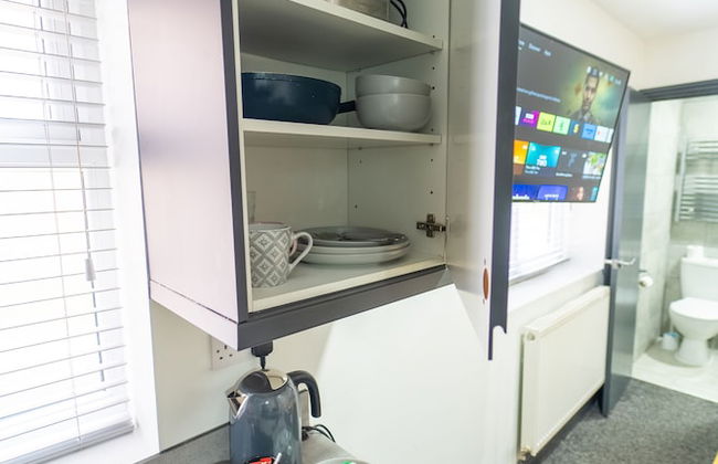 Lovely Studio in Selly Oak 10 Mins From City! - Photo 10