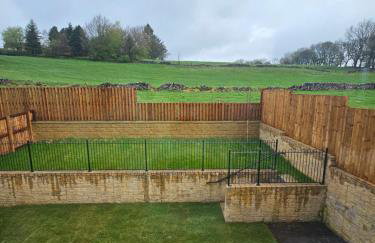 The Neal's 4 Bedroom House in Buxton Sleeps 8 - Photo 50