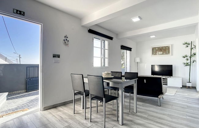 Casa da Av 2 by Atlantic Holiday - Photo 5