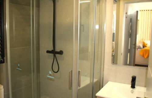 APARTAHOTEL MADRID URBAN SUITES - EDIFICIO EXCLUSIVO- 7 Apartments Boutique Full Equiped - Foto 28