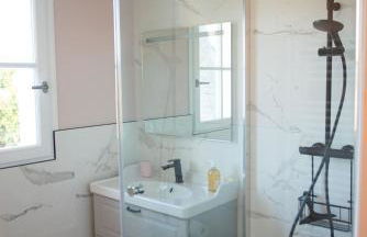 NEW Remodeled Home 4Bed/3.5Bath, Walking to BEACH! - Foto 43