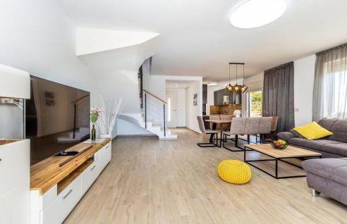 Nice Home In Linardici With Wifi - Photo 4