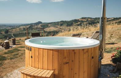 Respiro Glamping Private Retreat with Hot Tub - Foto 16
