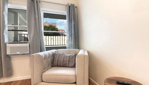 Bright Second-Floor Studio Near Beverly Hills - Foto 4