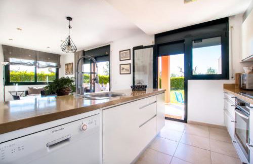 Hole Eleven 10 Entre mar y montaña - Foto 12