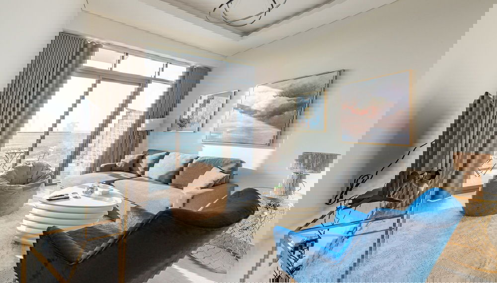 Cozy Convenient 1BR Haven in Al Jaddaf - Photo 1