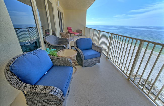 Marvelous Condo with Beachside Pool and Free Poolside WiFi - Unit 0902 by RedAwning - Foto 31