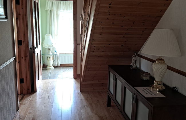 Spacious 6-bed House 10 Minutes From Knock Airport - Photo 30