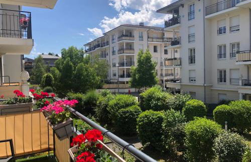 Beautiful Apartment near Geneva - Photo 14