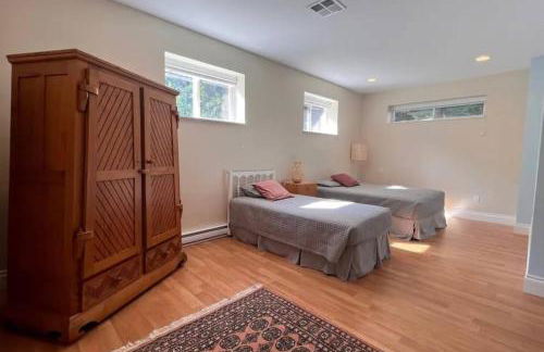 Expansive Dual-Kitchen Retreat - Foto 5