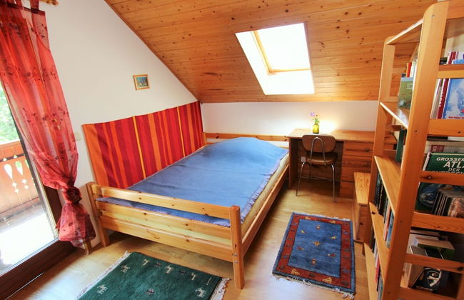 Cozy Apartment in Köttmannsdorf near Lake - Photo 4