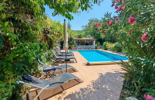 BELLE VILLA Piscine 120 m2, 8 pers, 3 belles chambres Près d'Aix-en-Provence - Foto 8