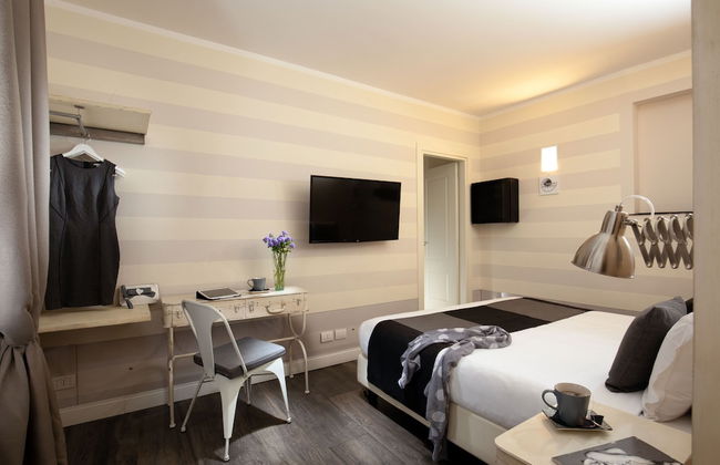 Spagna Secret Rooms - Photo 5