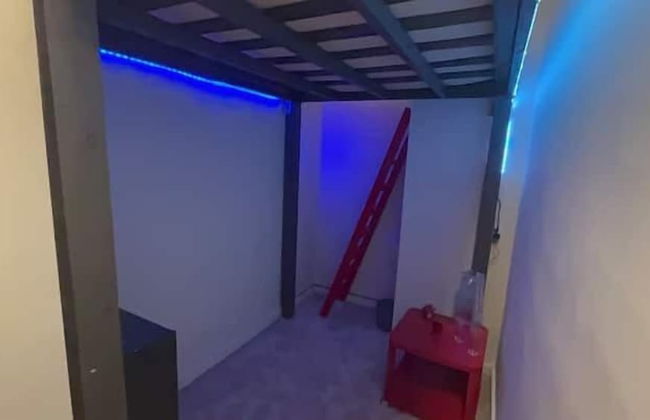 Artistico-Styled Studio Loft Sleeps 5 - Foto 21