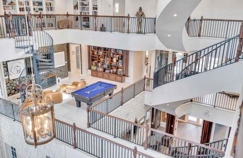 The Modern Castle Canal View Access Rooftop Living Greenhouse VlLLAS - Foto 23