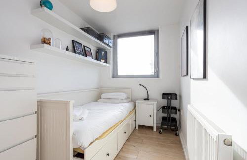 GuestReady - Modern stay in Bispham House - Photo 22