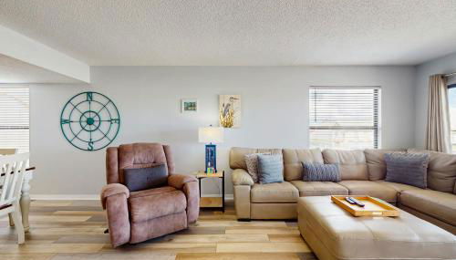 Beach Place 1-404 - Photo 5