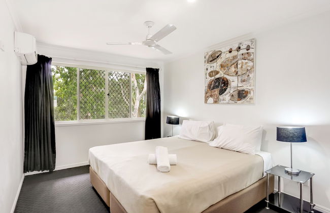 Ivory Palms Resort - Photo 13