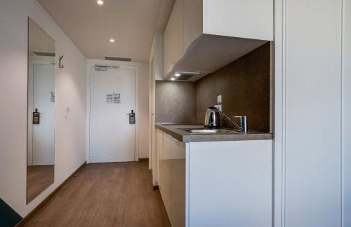 All Suites Appart Hôtel | Palaiseau - Massy TGV - Foto 105
