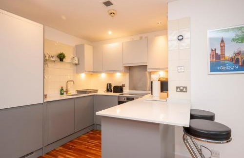 Bright Spacious Flat in Central London Sleeps 6 - Pass the Keys - Foto 2