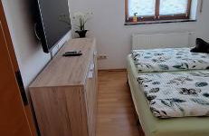 Ruhige Ferienwohnung Nussbaum mit kostenlosem Parkplatz ideal für Monteure, Geschäftsreisende, Paare & Durchreisende - Foto 9